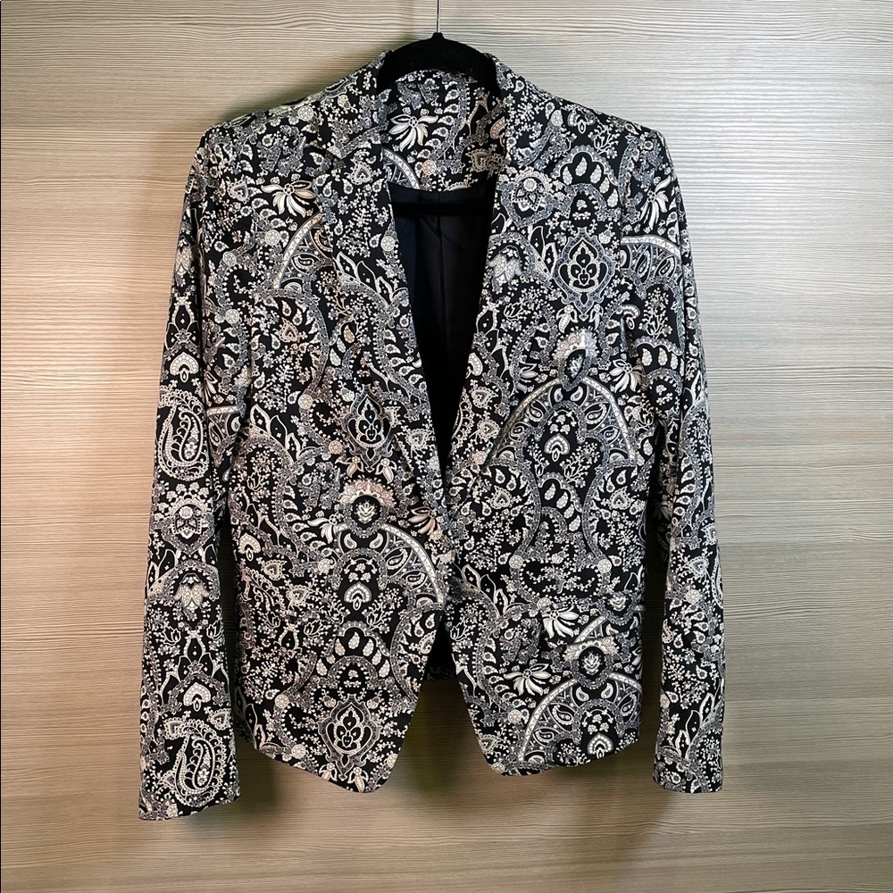 MNG Collection (Mango) Cotton Paisley Navy Blue and White Blazer